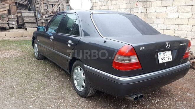 Mercedes C 220 1994, 343,000 km - 2.2 l - Quba