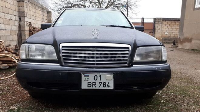 Mercedes C 220 1994, 343,000 km - 2.2 l - Quba