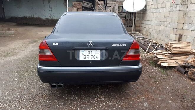 Mercedes C 220 1994, 343,000 km - 2.2 l - Quba