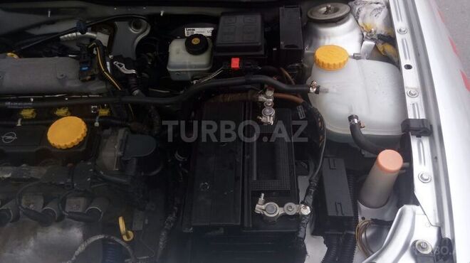 Opel Astra 2003, 239,000 km - 1.6 l - Bakı