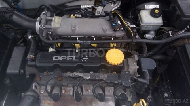 Opel Astra 2003, 239,000 km - 1.6 l - Bakı