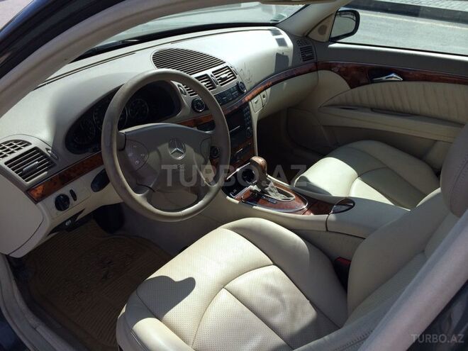 Mercedes E 270 2002, 330,000 km - 2.7 л - Bakı