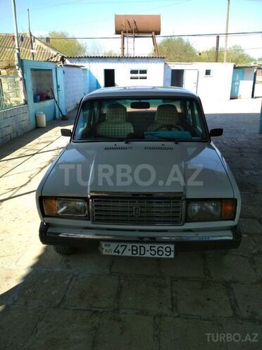 LADA (VAZ) 2107 2011, 18,000 km - 1.6 l - Neftçala