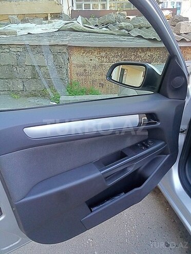 Opel Astra 2005, 199,100 km - 1.8 л - Bakı