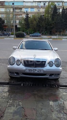 Mercedes E 220 1999, 285,000 km - 2.2 l - Bakı