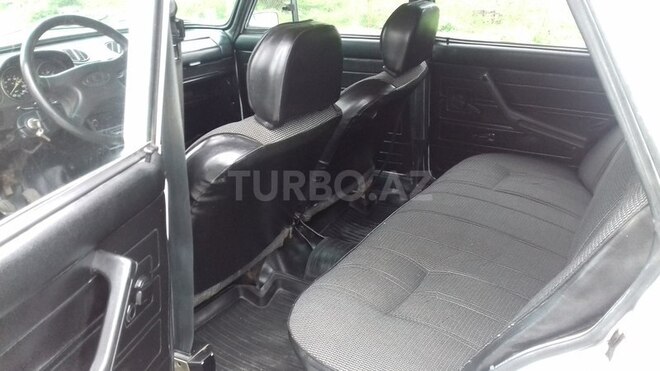 LADA (VAZ) 2106 1998, 76,800 km - 1.5 l - Qax