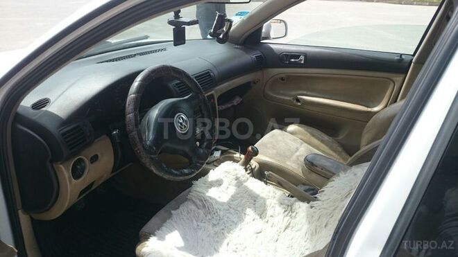 Volkswagen Passat 1997, 279,840 km - 1.8 l - Bakı