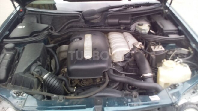 Mercedes E 220 1998, 210,000 km - 0.2 l - Bakı