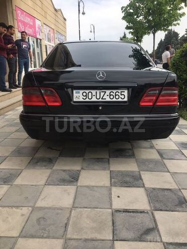 Mercedes E 280 1999, 482,095 km - 2.8 l - Balakən