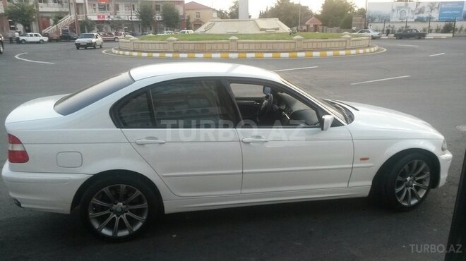 BMW 320 1999, 300,000 km - 2.0 l - Zaqatala