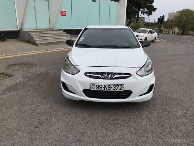 Hyundai Accent 2012, 80,000 km - 1.4 l - Bakı