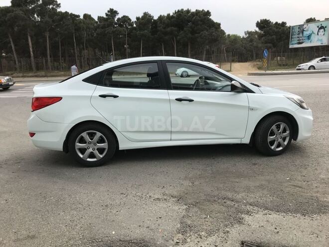 Hyundai Accent 2012, 80,000 km - 1.4 l - Bakı