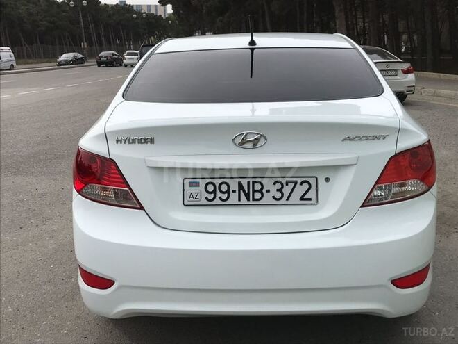 Hyundai Accent 2012, 80,000 km - 1.4 l - Bakı