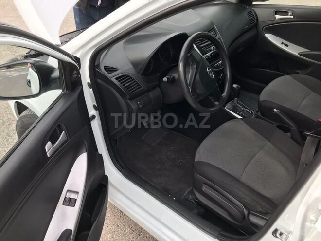 Hyundai Accent 2012, 80,000 km - 1.4 l - Bakı