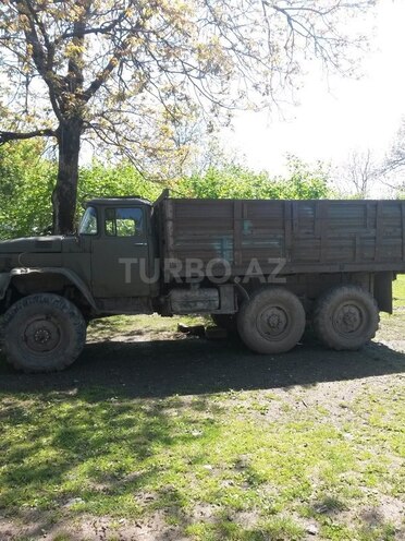 ZIL 131 1985, 140,000 km - 6.0 l - Qəbələ