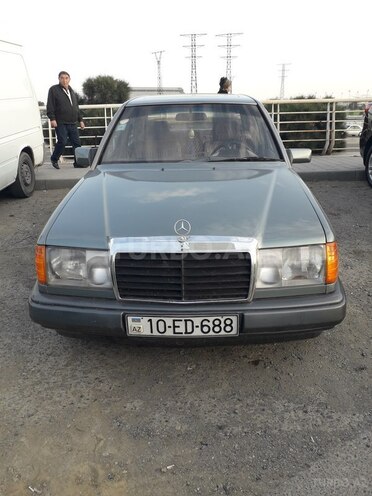 Mercedes E 200 1990, 365,800 km - 2.0 l - Bakı