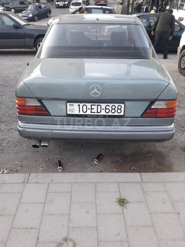 Mercedes E 200 1990, 365,800 km - 2.0 l - Bakı