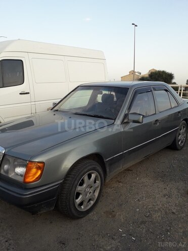 Mercedes E 200 1990, 365,800 km - 2.0 l - Bakı