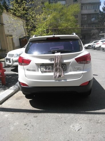 Hyundai ix35 2010, 82,000 km - 2.0 л - Bakı