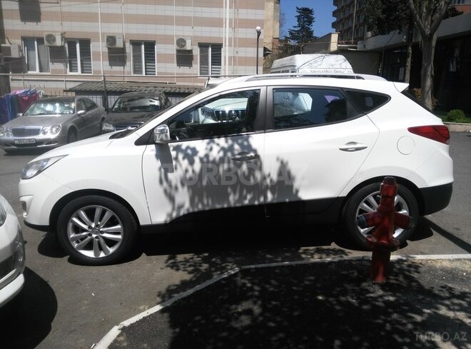 Hyundai ix35 2010, 82,000 km - 2.0 л - Bakı