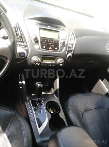 Hyundai ix35 2010, 82,000 km - 2.0 л - Bakı