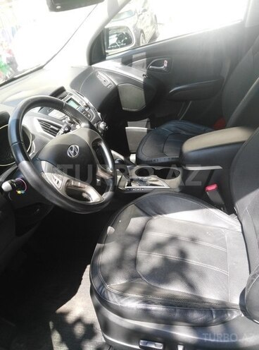 Hyundai ix35 2010, 82,000 km - 2.0 л - Bakı