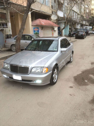 Mercedes C 230 1999, 143,729 km - 2.3 l - Bakı