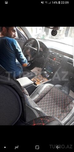 Mercedes E 270 1999, 185,000 km - 2.7 l - Bərdə
