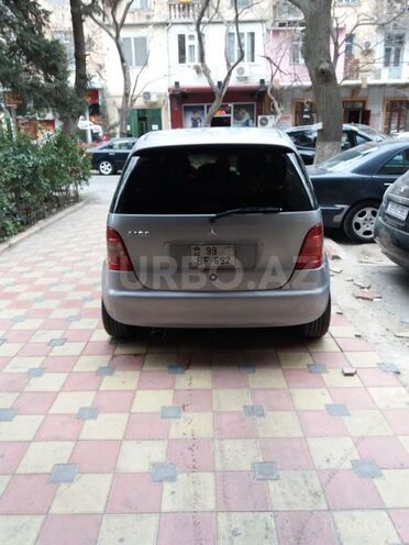 Mercedes A 190 1999, 210,000 km - 1.9 л - Bakı