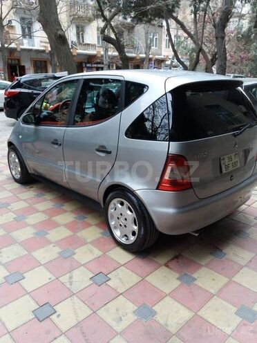 Mercedes A 190 1999, 210,000 km - 1.9 л - Bakı