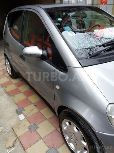 Mercedes A 190 1999, 210,000 km - 1.9 л - Bakı