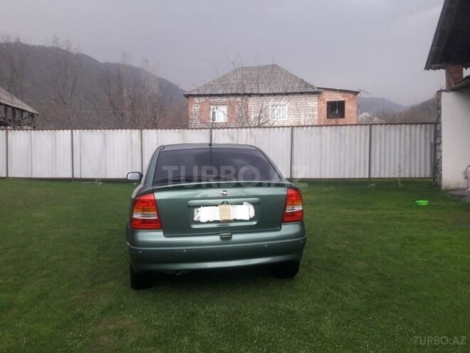 Opel Astra 1998, 300,000 km - 1.6 l - Zaqatala
