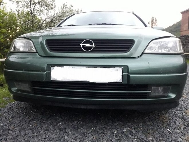 Opel Astra 1998, 300,000 km - 1.6 l - Zaqatala