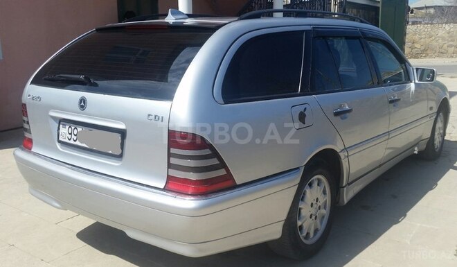 Mercedes C 220 2000, 400,000 km - 2.2 l - Bakı