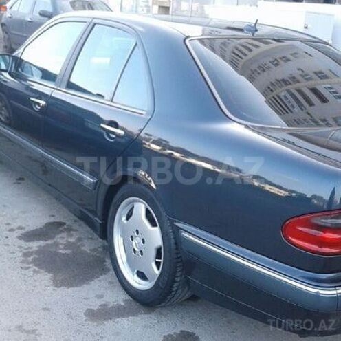 Mercedes E 320 2002, 466,000 km - 3.2 л - Bakı