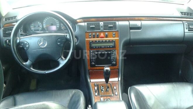 Mercedes E 320 2002, 466,000 km - 3.2 л - Bakı