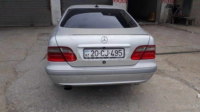 Mercedes E 200 1998, 221,679 km - 2.0 l - Bakı