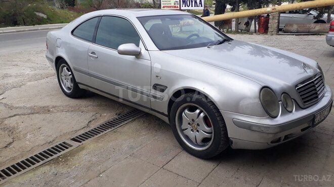 Mercedes E 200 1998, 221,679 km - 2.0 l - Bakı