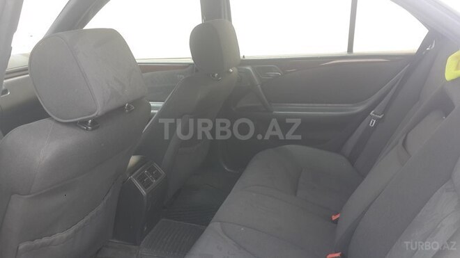 Mercedes E 200 1996, 285,346 km - 2.0 л - Bakı