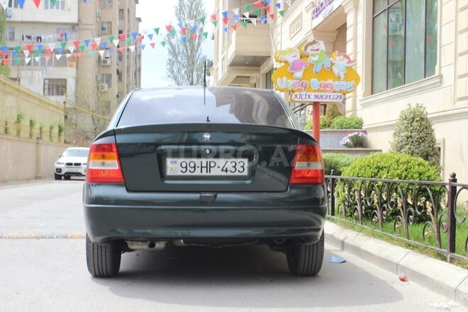 Opel Astra 1999, 190,000 km - 1.6 л - Bakı