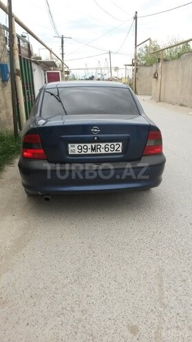 Opel Vectra 1996, 379,000 km - 1.8 л - Bakı