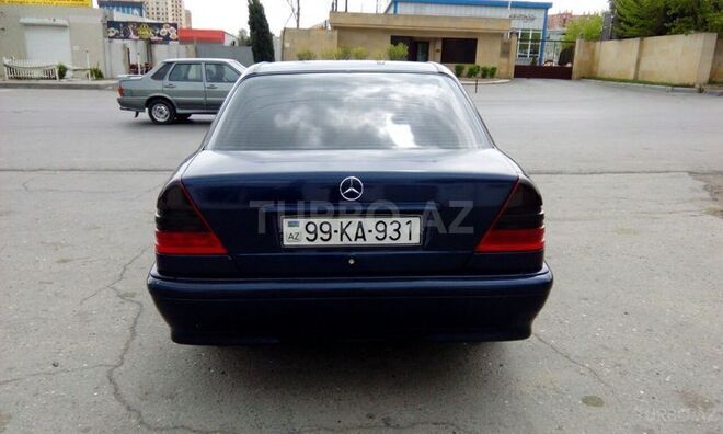 Mercedes C 180 1997, 380,000 km - 1.8 l - Bakı