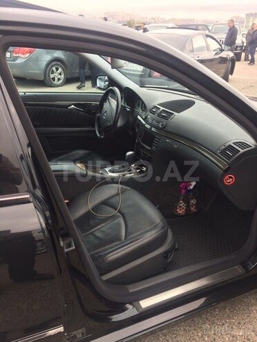Mercedes E 320 2003, 287,650 km - 3.2 l - Bakı
