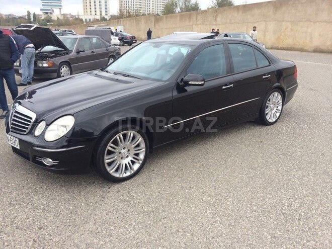 Mercedes E 320 2003, 287,650 km - 3.2 l - Bakı