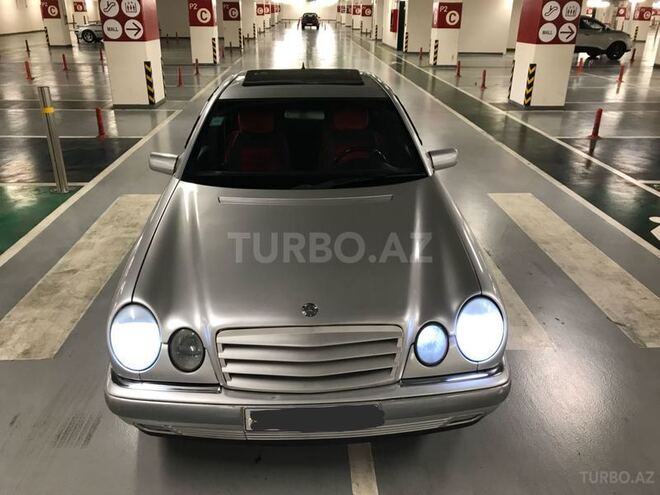 Mercedes E 240 1998, 268,000 km - 2.4 l - Bakı