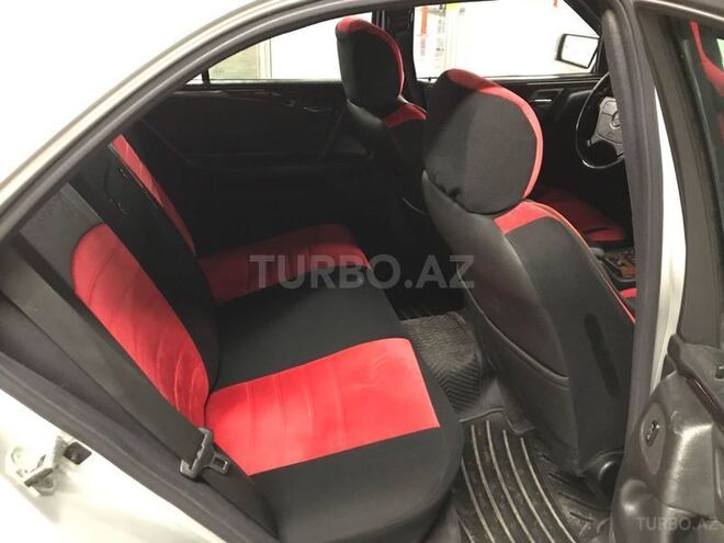 Mercedes E 240 1998, 268,000 km - 2.4 l - Bakı