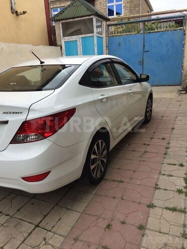 Hyundai Accent 2014, 122,000 km - 1.6 l - Bakı