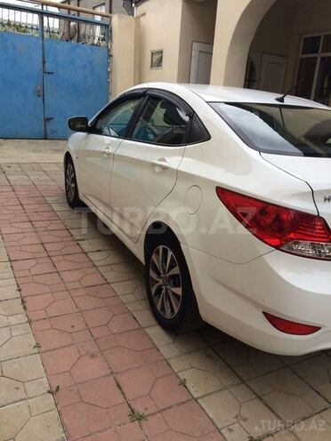 Hyundai Accent 2014, 122,000 km - 1.6 l - Bakı