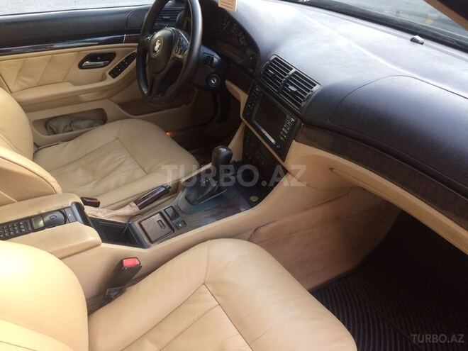 BMW 525 2002, 220,000 km - 2.5 л - Bakı