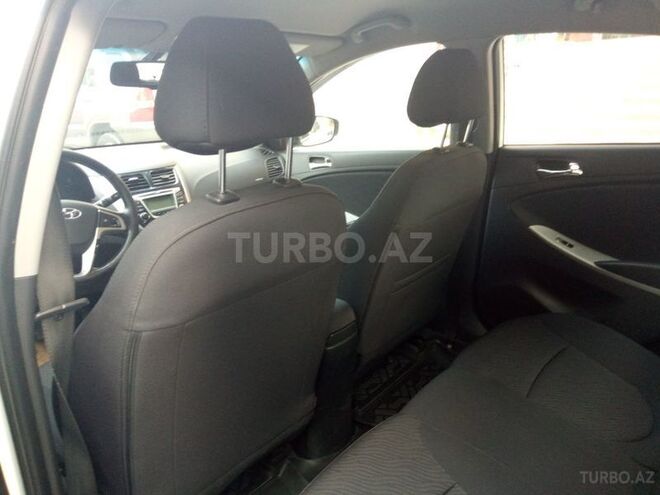 Hyundai Accent 2014, 120,000 km - 1.6 l - Bakı
